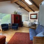 entering the studio unit with outside garden view
