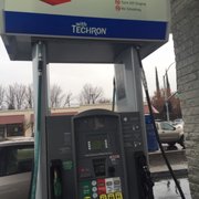 Gas pump