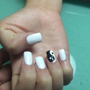 tan's nail
