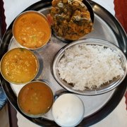 Chicken Saag Thali $18.99 (June 2021)