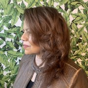 Root retouch , gloss and blow out.