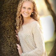 Senior pictures are a specialty at Avalon Portrait Gallery in Chico CA.