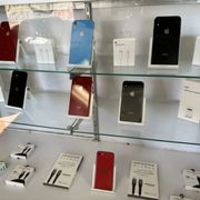 iPhone inventory + accessories (usb-c chargers + usb-c wall charger)